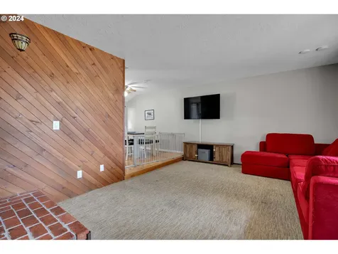 5681 SE Rancho Street Hillsboro OR 97123