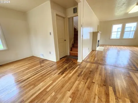 17905 NE Glisan Street Portland OR 97230