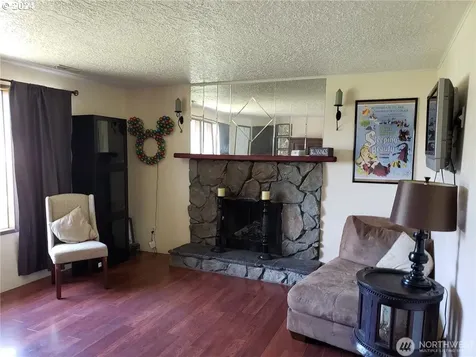 103 Scott Street Longview WA 98632
