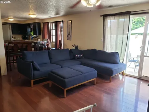 103 Scott Street Longview WA 98632