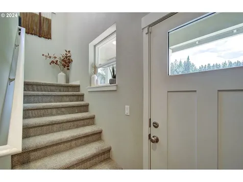 17718 NE 33rd Street Vancouver WA 98682