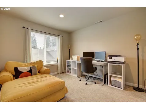 17718 NE 33rd Street Vancouver WA 98682