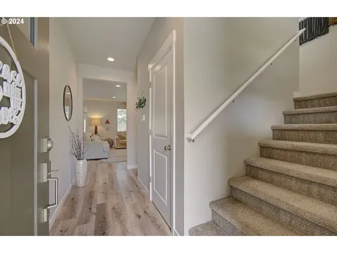 17718 NE 33rd Street Vancouver WA 98682