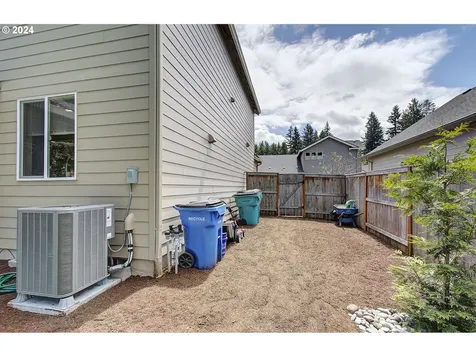 17718 NE 33rd Street Vancouver WA 98682