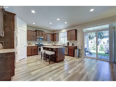 17718 NE 33rd Street Vancouver WA 98682