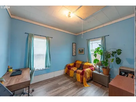 810 D Street Coos Bay OR 97420