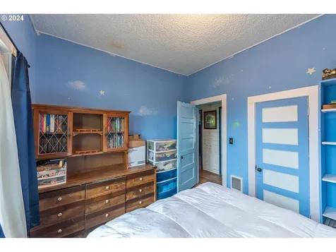 810 D Street Coos Bay OR 97420