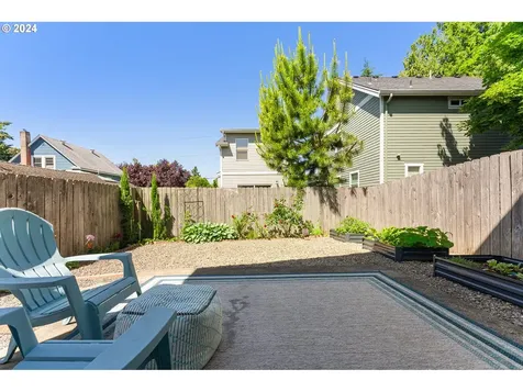 9211 N Hodge Avenue Portland OR 97203