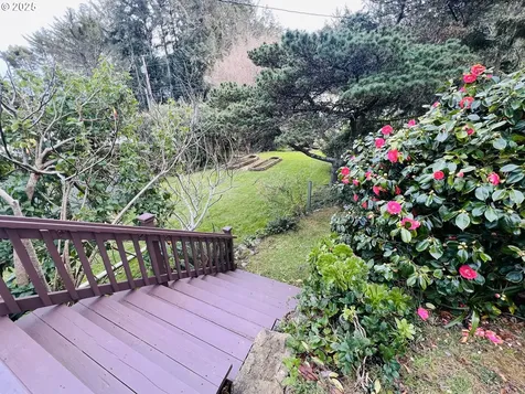 30333 Driftwood Drive Gold Beach OR 97444