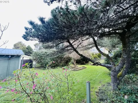 30333 Driftwood Drive Gold Beach OR 97444