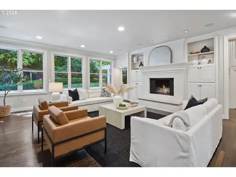 11061 S Esquiline Avenue Portland OR 97219