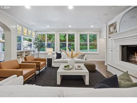 11061 S Esquiline Avenue Portland OR 97219