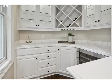 11061 S Esquiline Avenue Portland OR 97219