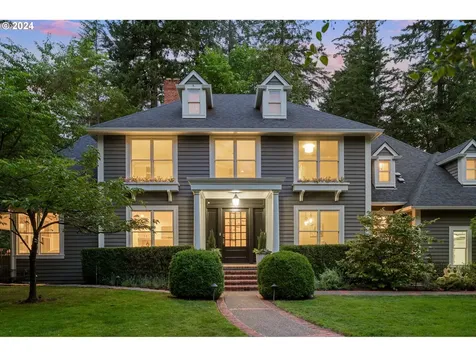 11061 S Esquiline Avenue Portland OR 97219