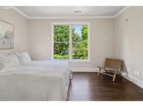 11061 S Esquiline Avenue Portland OR 97219