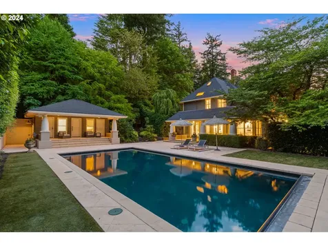 11061 S Esquiline Avenue Portland OR 97219