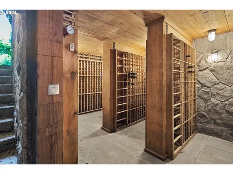 11061 S Esquiline Avenue Portland OR 97219