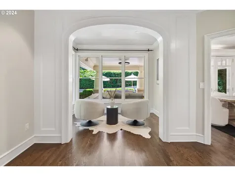 11061 S Esquiline Avenue Portland OR 97219