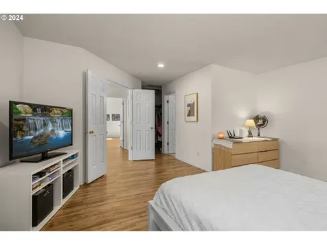 9223 Sw Claridge Drive Portland OR 97223