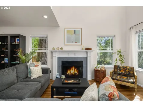 9223 Sw Claridge Drive Portland OR 97223