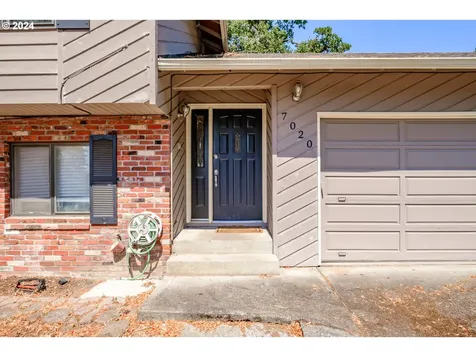 7020 Debbie Court Gladstone OR 97027