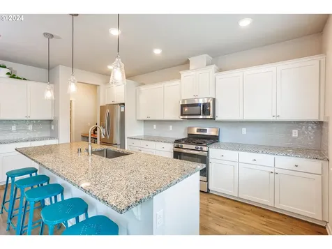 3655 S Willow Drive Ridgefield WA 98642
