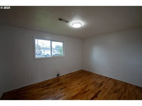 202 Corcoran Lane Central Point OR 97502