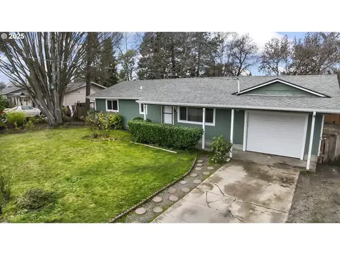 202 Corcoran Lane Central Point OR 97502