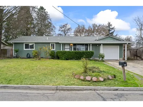 202 Corcoran Lane Central Point OR 97502