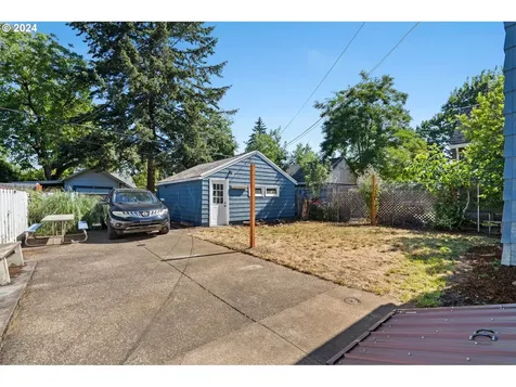 5811 Se Knight Street Portland OR 97206