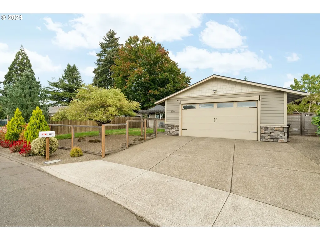 630 N Dahlia Place Canby OR 97013