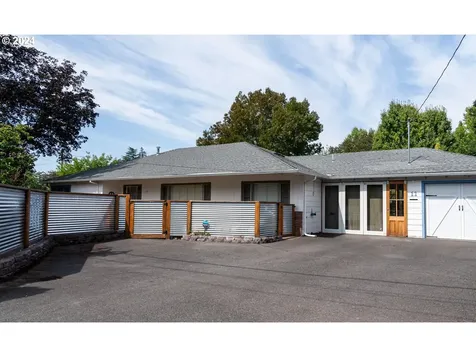 11 Valley View Drive Medford OR 97504