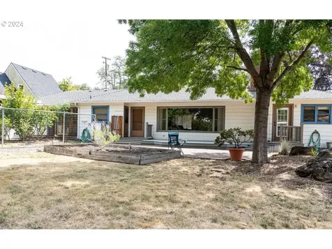 11 Valley View Drive Medford OR 97504