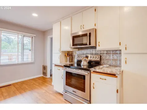 11 Valley View Drive Medford OR 97504