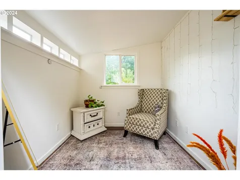 8809 SE Reedway Street Portland OR 97266