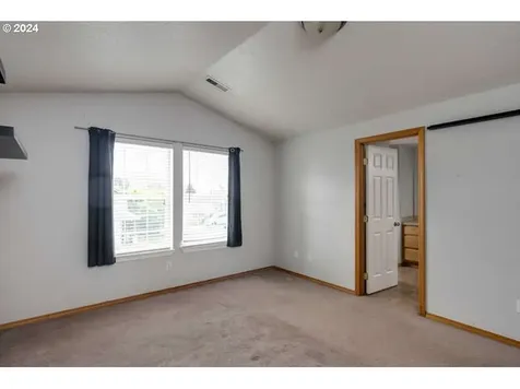 820 Sw Chablis Court Dundee OR 97115