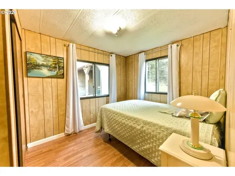 51298 Myrtle Creek Road Myrtle Point OR 97458
