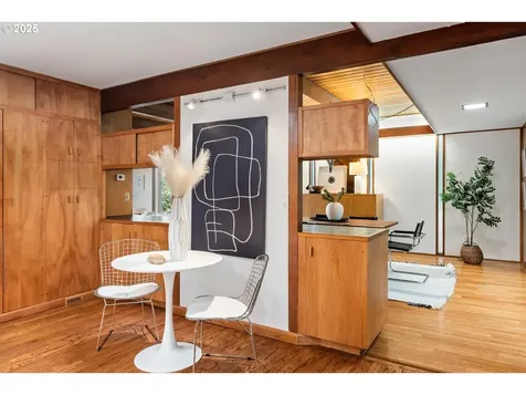 900 SW 83rd Avenue Portland OR 97225
