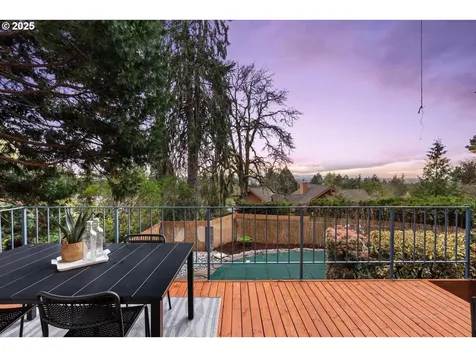 900 SW 83rd Avenue Portland OR 97225