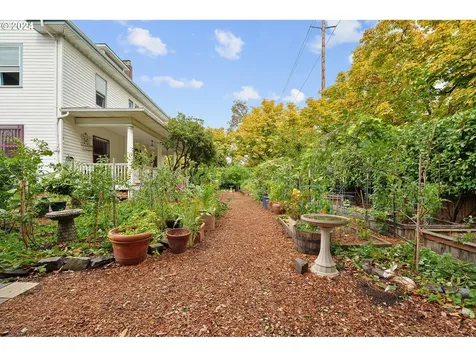 5623 N Williams Avenue Portland OR 97217