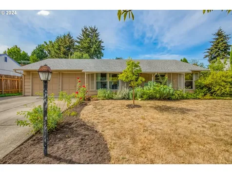 9215 N Fortune Avenue Portland OR 97203