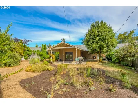 9215 N Fortune Avenue Portland OR 97203