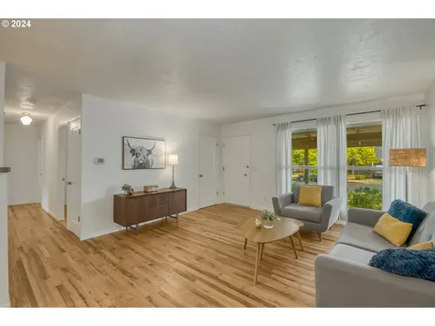 9215 N Fortune Avenue Portland OR 97203