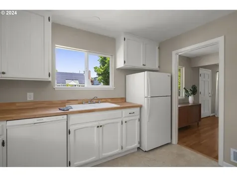 4118 Se Malden Street Portland OR 97202
