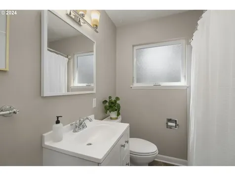 4118 Se Malden Street Portland OR 97202