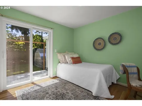 4118 Se Malden Street Portland OR 97202