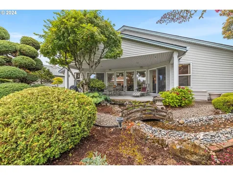1722 Ne 148th Place Portland OR 97230