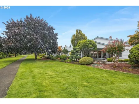 1722 Ne 148th Place Portland OR 97230