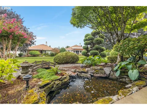 1722 Ne 148th Place Portland OR 97230