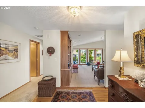 1722 Ne 148th Place Portland OR 97230